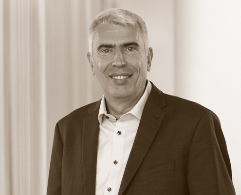 Dr. Uwe Wahren